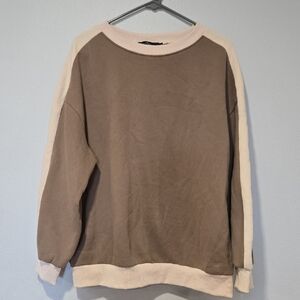 Trendy Queen Brown And Cream Sweatshirt Size Medium